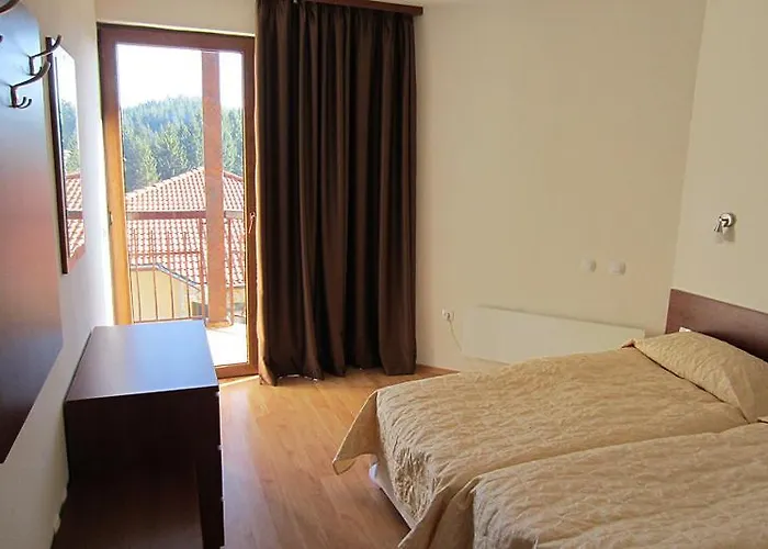 Вилла Amampuri Village *