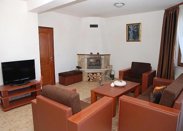 Вилла Amampuri Village *